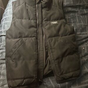 Abercrombie Kids Charcoal Puffer Vest